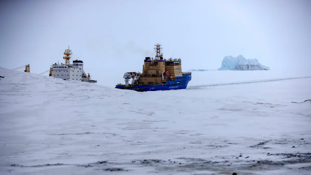 Russian Arctic Oil Exploration Ships