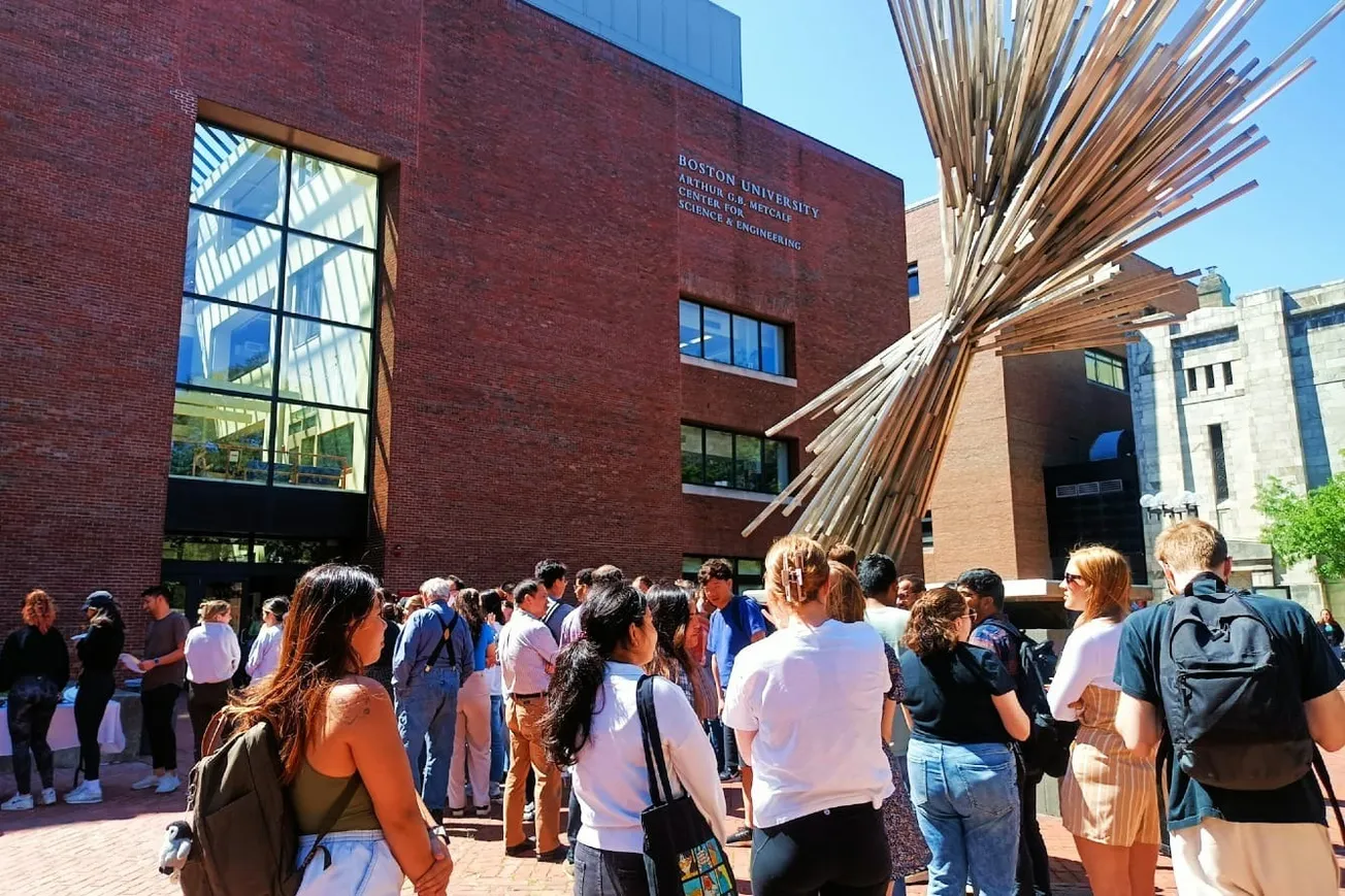 Cost Of Conformity: 88% Of Students Feel Compelled To Adopt Liberal-Left Facade, Study Finds