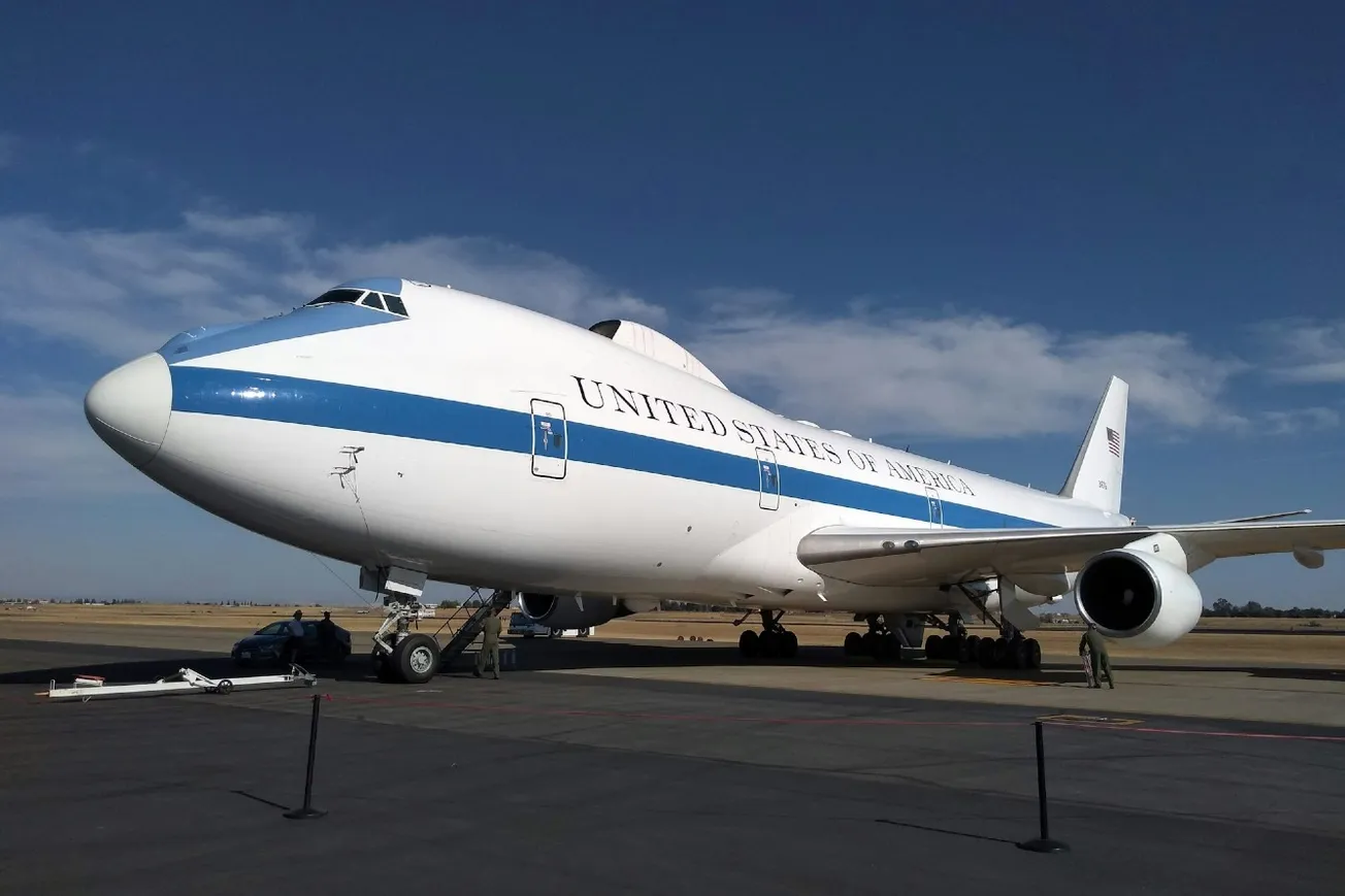 Spirit Jet Repeatedly Told To Turn Away From Air Force One