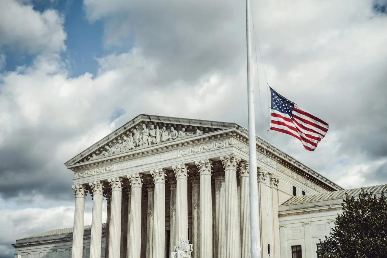 A Constitution Of No Authority