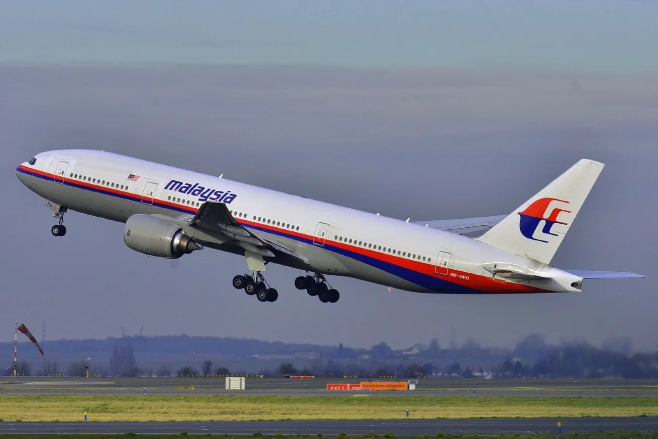 Hunt For Missing MH370 Flight Restarts In Indian Ocean Using Advanced Technology