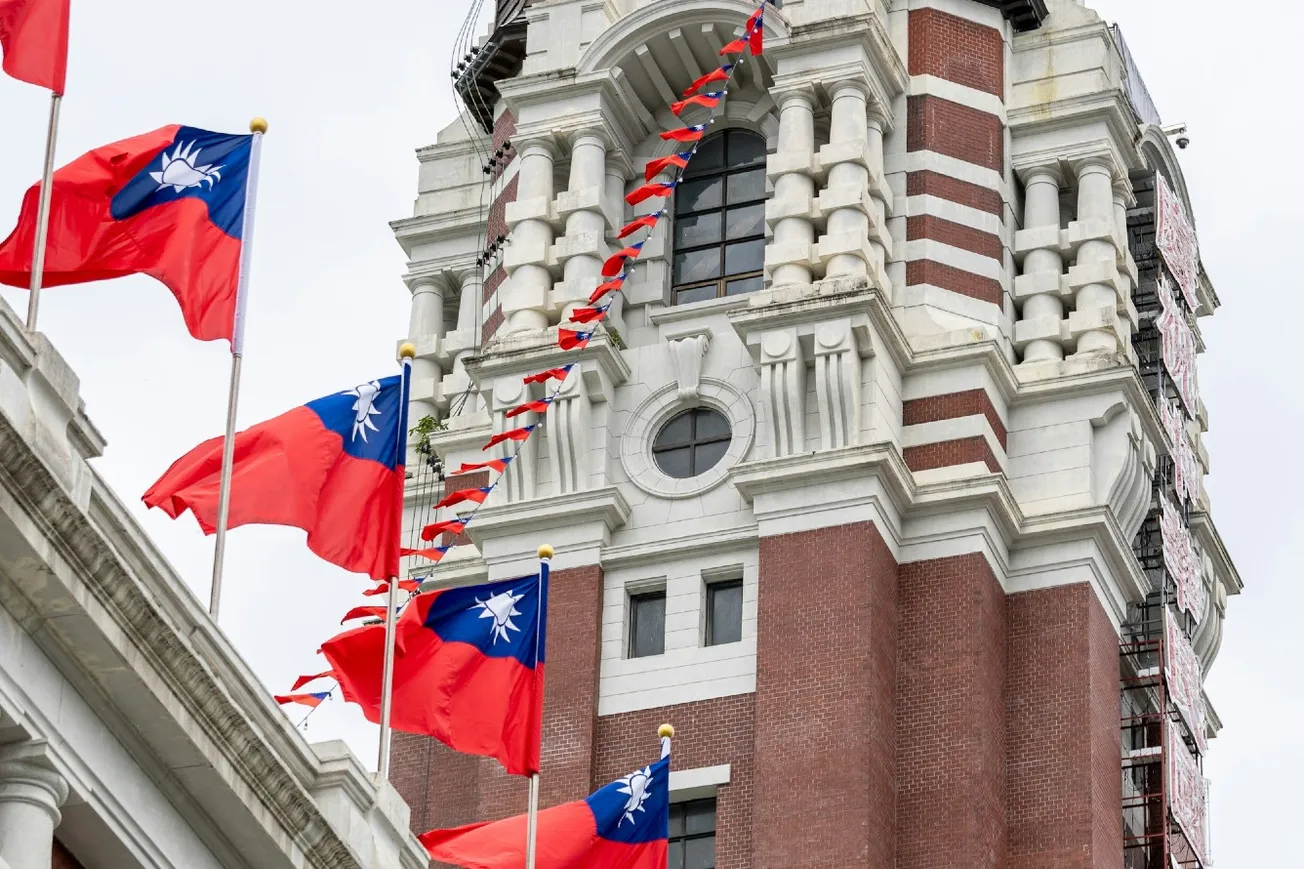 China Rejects Japan’s Taiwan “Clarification,” Demands Full Retraction