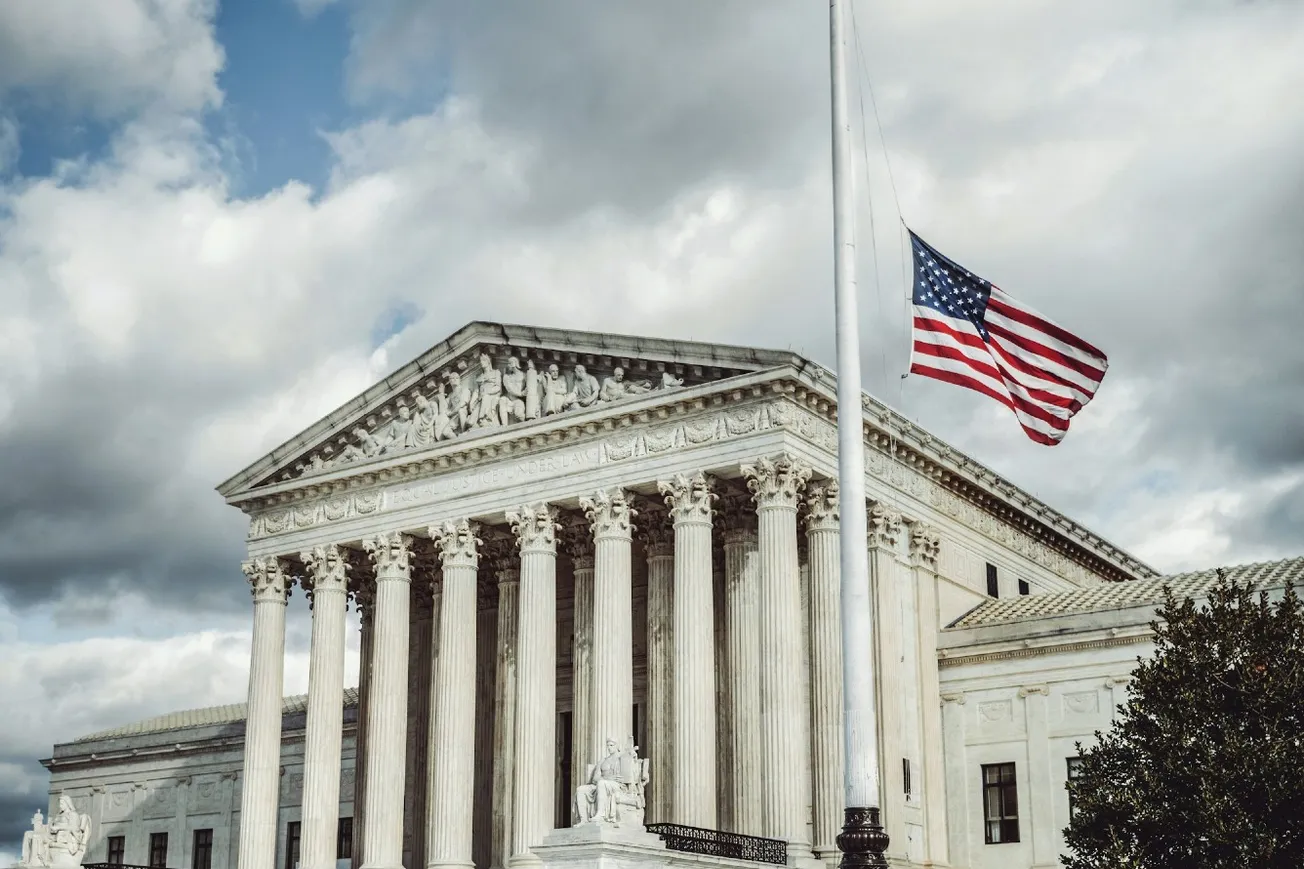 The Myth Of A Self-Financed Fed