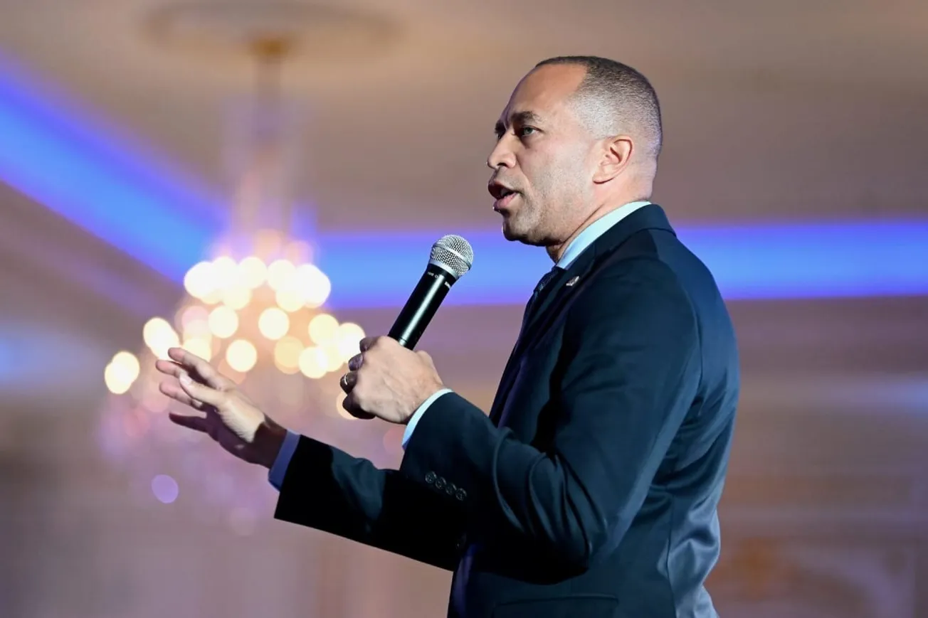 Even CNN Is Questioning Hakeem Jeffries Shutdown Strategy