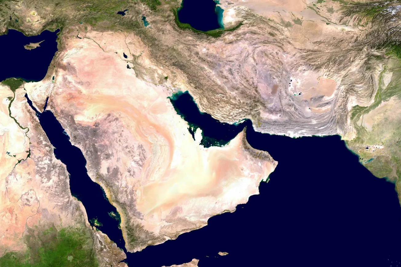How Long Can Gulf States Absorb Iranian Attacks Without Entering the War?