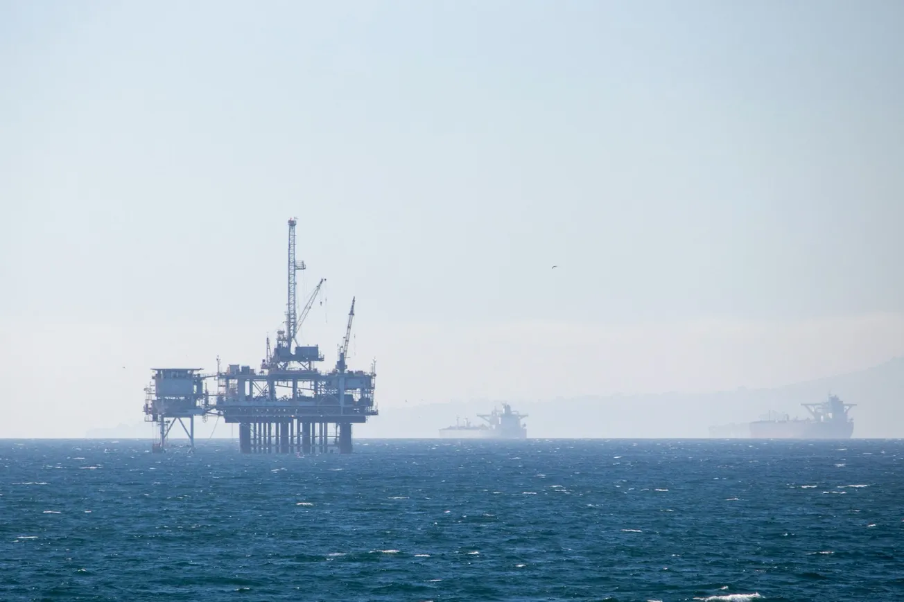 Oil Prices Fall After Trump Signals Progress With Iran